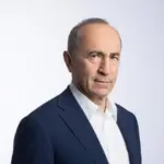 Роберт Кочарян