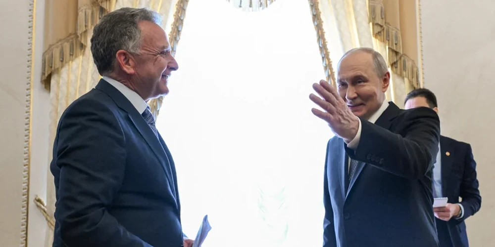 22 жовтня Кремль спростував передачу Путіним документів Віткоффу