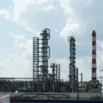 Пожежа на території Рязанського нафтопереробного заводу після атаки безпілотників