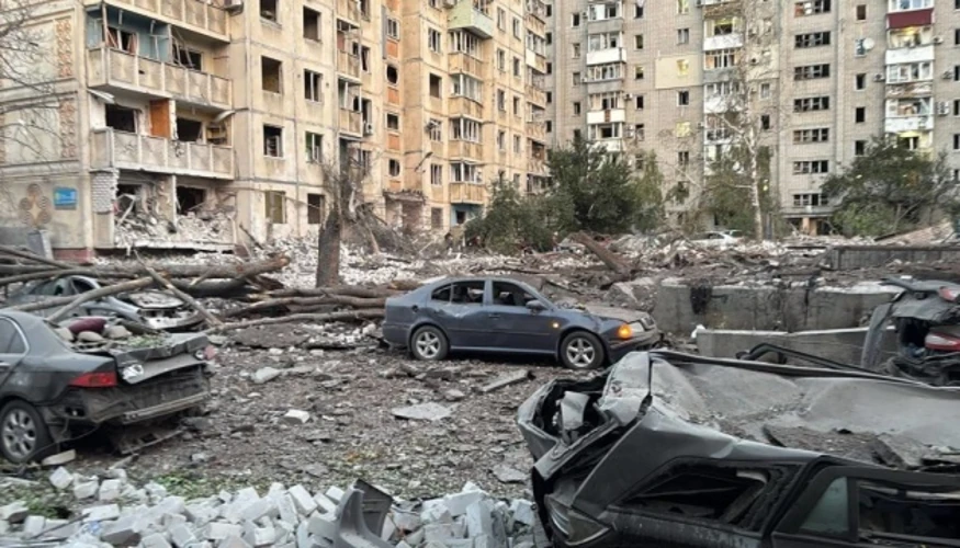 Наслідки ракетного удару по житлових будинках у Кременчуці, Полтавська область, 7 жовтня.