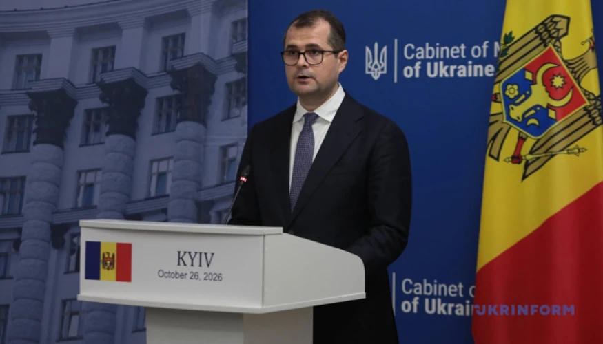 Прем’єр-міністр Молдови Василе Тофан на спільному брифінгу з прем’єром України Сергієм Корецьким у Києві
