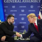 Президент України Володимир Зеленський під час пресбрифінгу в Брюсселі 16 жовтня 2026 року